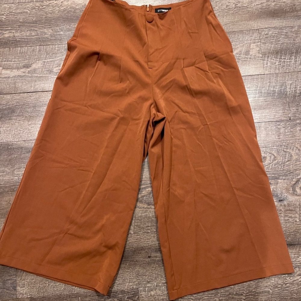 Express Tan Cutlottes
